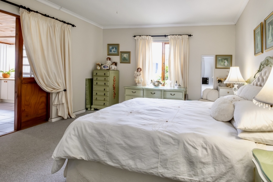 2 Bedroom Property for Sale in King George Park Western Cape